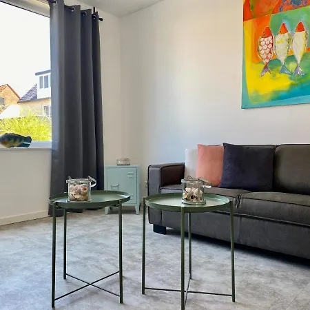 Wohnhaus Fuer 8 Personen *